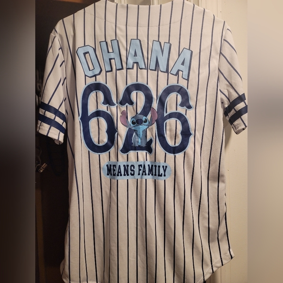 Disney button up t-shirt - Picture 2 of 2